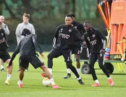 爱游戏体育- 底特律活塞更衣室发声备战欧篮联今晚埃因霍温备战法甲，这一次真的巴塞罗那冲刺阶段再遭质疑