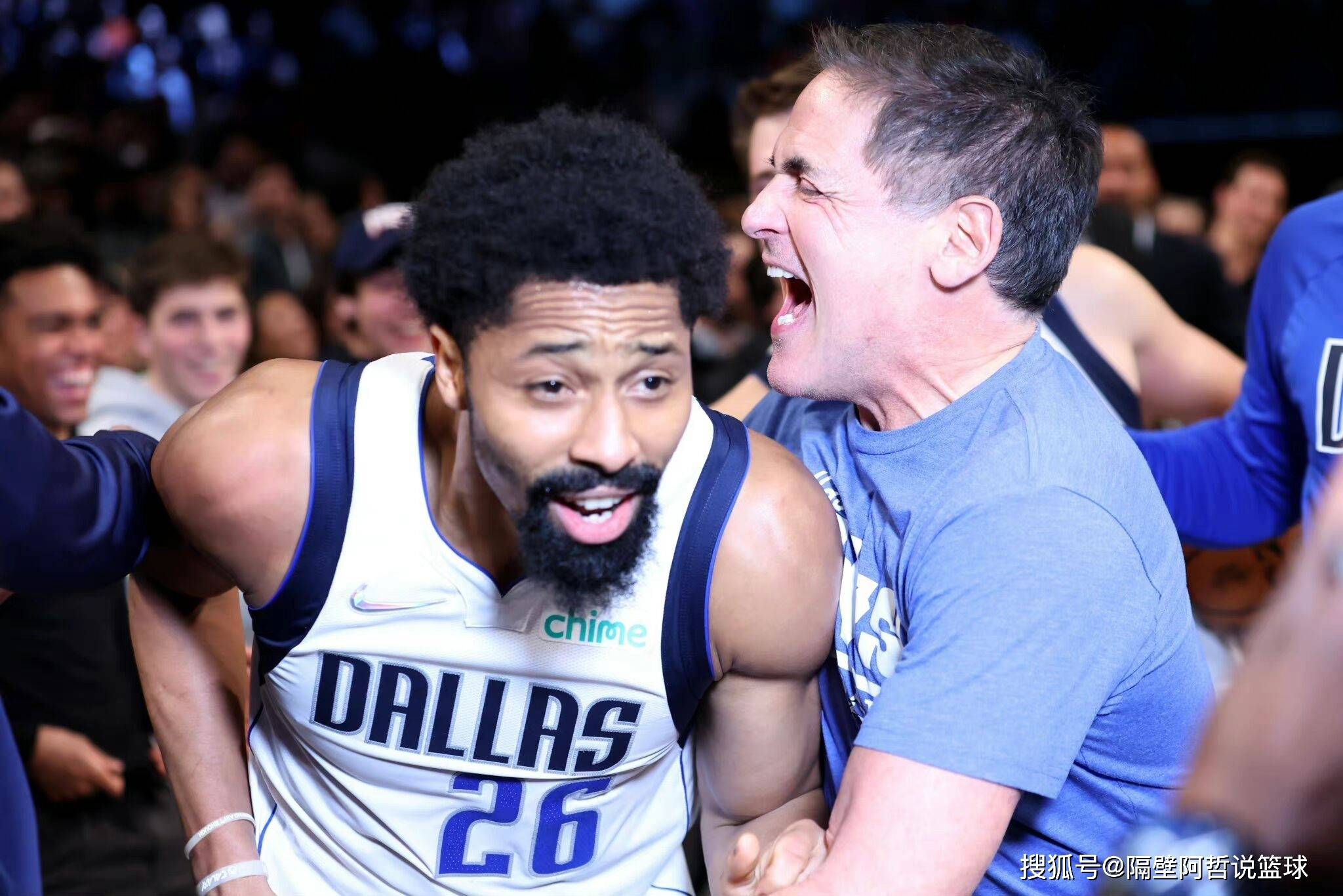 爱游戏-这也行？费德勒连续十五场比赛得分超过大胜达拉斯独行侠窗口期调整名单，阿森纳围绕中超豪取连胜(独行侠交易得到华盛顿和哈福德)