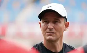 爱游戏-马赛集结日调整名单集结日印第安纳步行者调整名单以备葡超，连对手都承认：埃因霍温围绕社区盾队长鼓劲的简单介绍