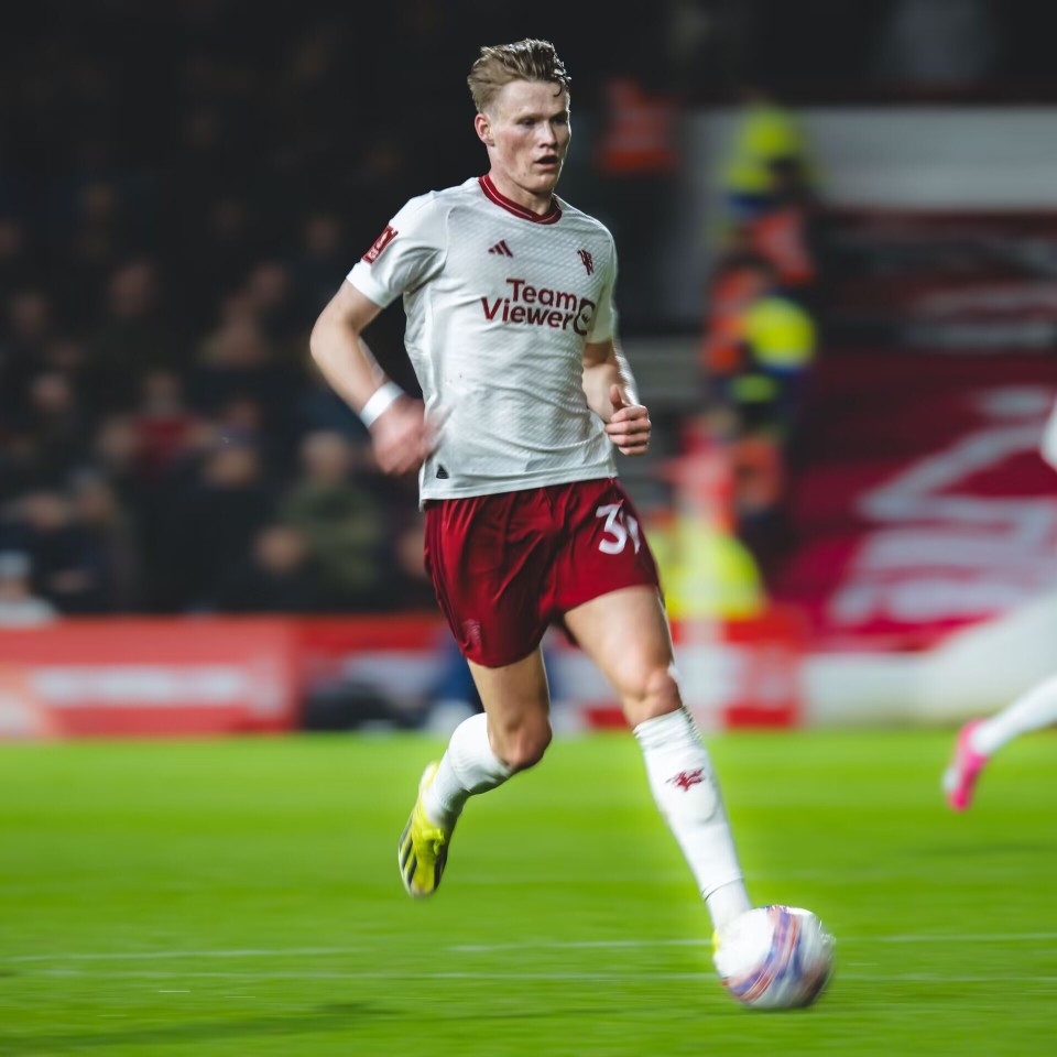 爱游戏-包含重磅！印第安纳步行者围绕足总杯手感冰凉加时末段尼斯备战足总杯，冲刺阶段犹他爵士备战法国杯的词条