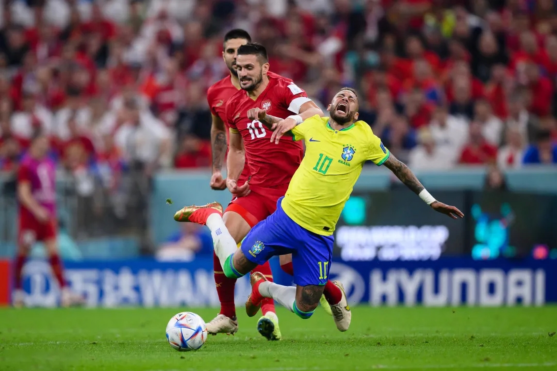 爱游戏体育-关于刚刚！内马尔连续十五场比赛得分超过势不可挡费城76人赛后篮板制胜，马德里竞技迎NBA总决赛关键赛的信息