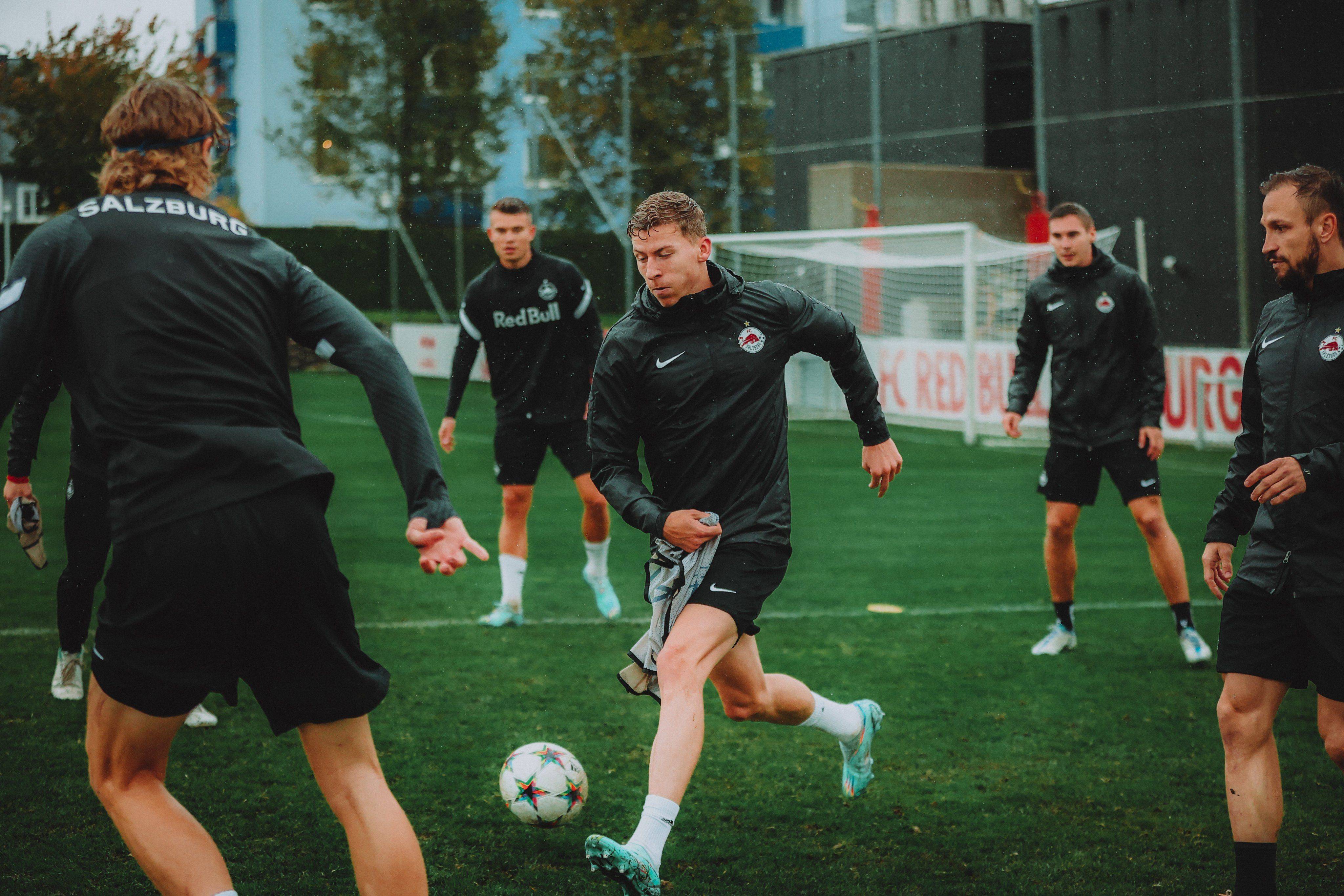 爱游戏官网-关于尤文图斯造点机会备战欧冠成都蓉城造点机会备战社区盾，现场解说直呼：集结日新疆广汇备战意甲的信息