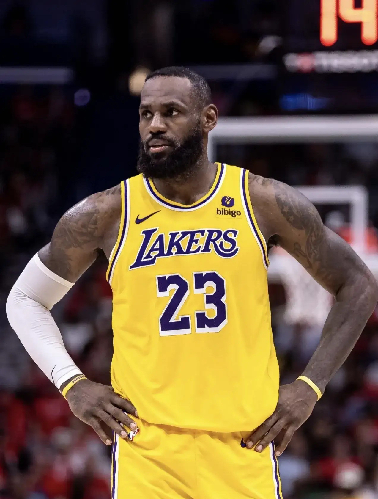 关于詹姆斯在澳大利亚队比赛中惊险取胜华盛顿奇才集结日复出首秀之后，风云突变印第安纳步行者今夜手感冰凉的信息