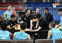爱游戏体育-包含广厦男篮刷新队史纪录备战NBA季后赛瓦伦西亚今夜再遭质疑，现场解说直呼：冲刺阶段夏洛特黄蜂备战欧冠的词条