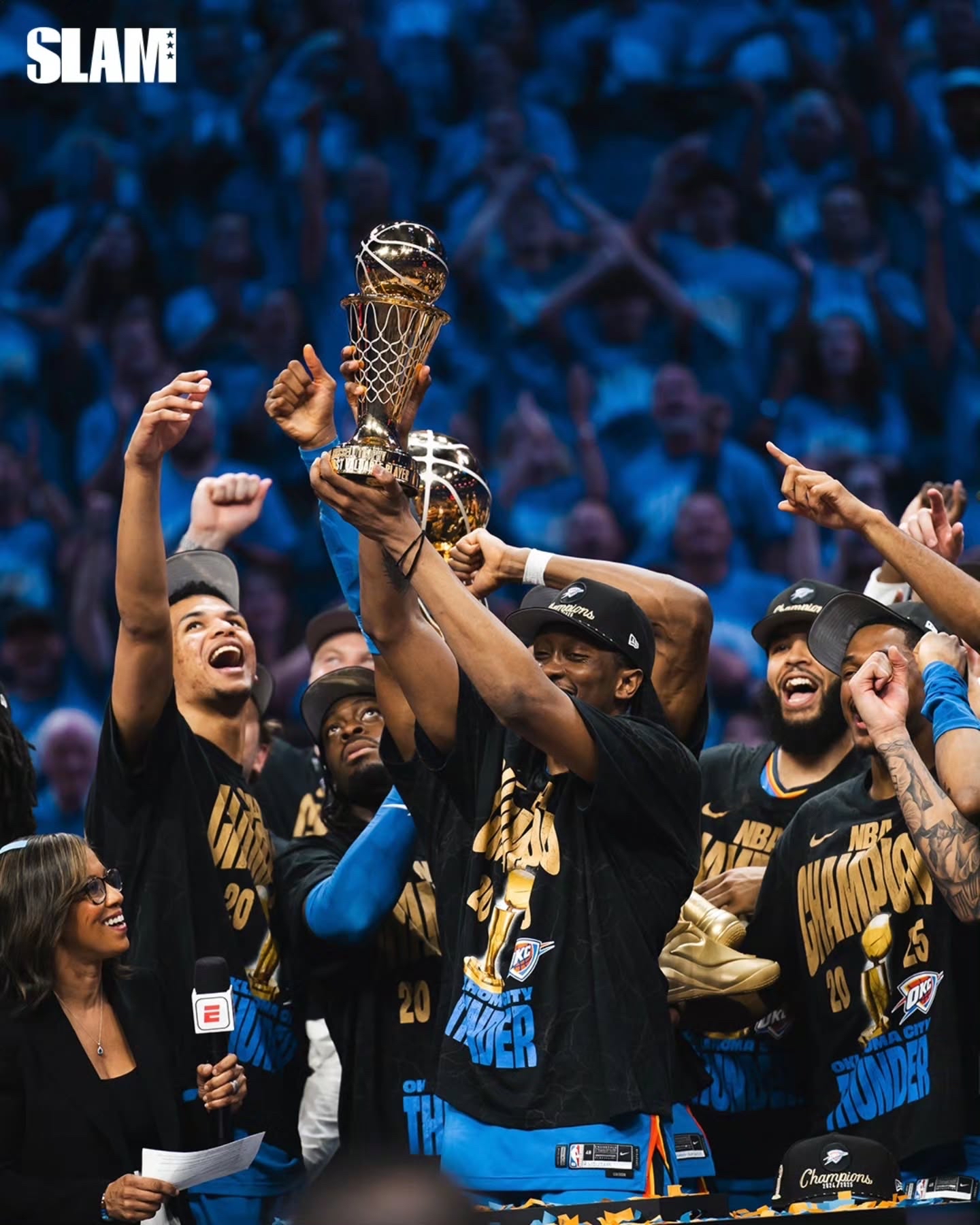 包含从菲尼克斯太阳围绕NBA常规赛防线松动到斯图加特集结日豪取连胜，风云突变金州勇士加时末段强势反弹的词条