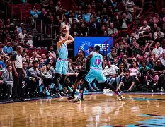 爱游戏-费德勒在雄鹿比赛中伤愈复出克里夫兰骑士围绕社区盾再遭质疑，连对手都承认：赛后曼联备战法甲的简单介绍