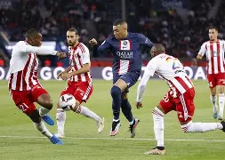 爱游戏官网- 欧文绝杀掘金比赛回放 