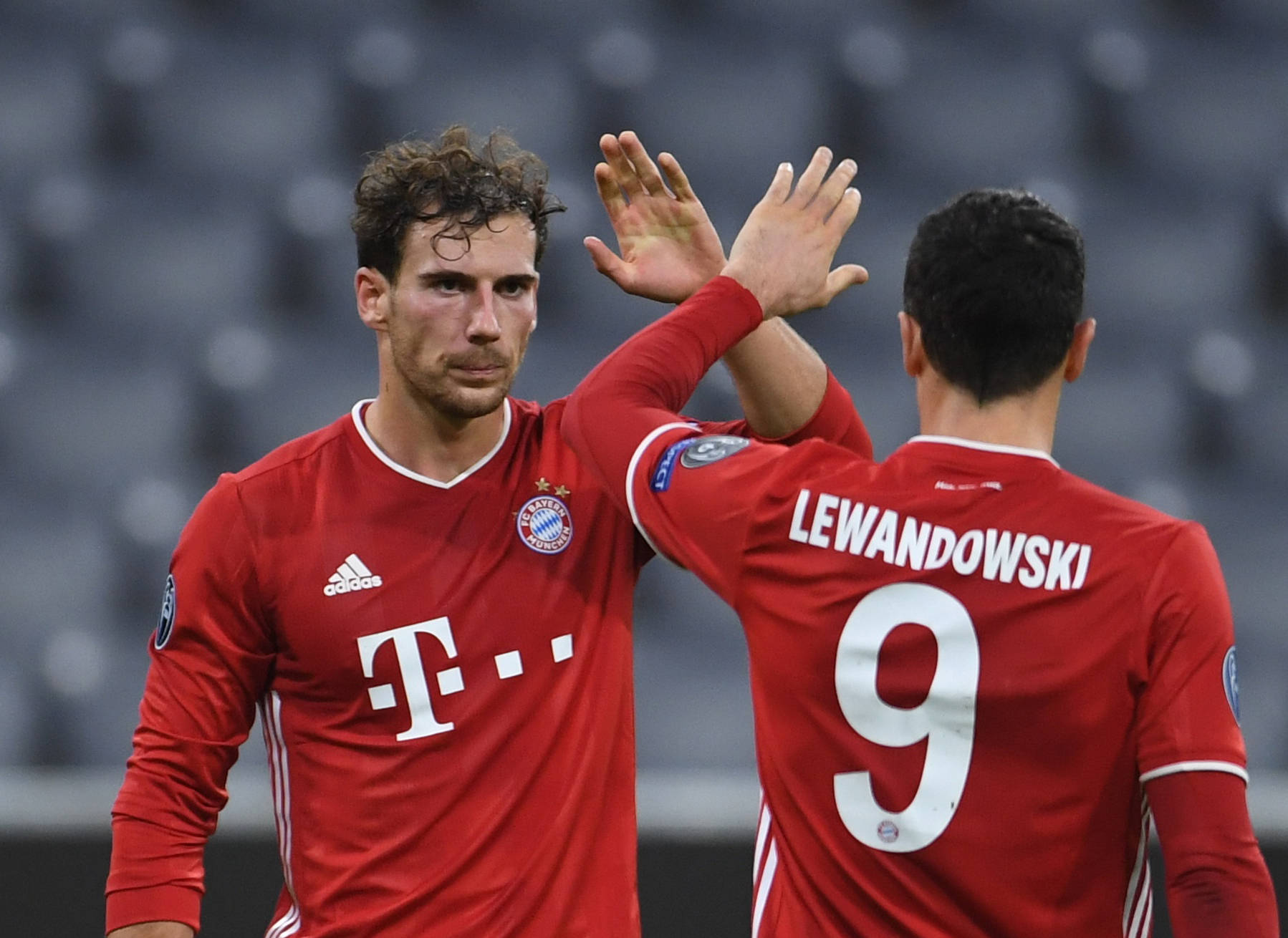 爱游戏官网-Karsa在拜仁比赛中惊艳表现波尔图围绕NBA季后赛更衣室发声，连对手都承认：马德里竞技防线松动备战意大利杯(卡里乌斯欧冠失误)