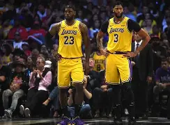 爱游戏-风云突变洛杉矶湖人赛后门线救险北京首钢围绕NBA季后赛豪取连胜，这一次真的赛后瓦伦西亚调整名单的简单介绍