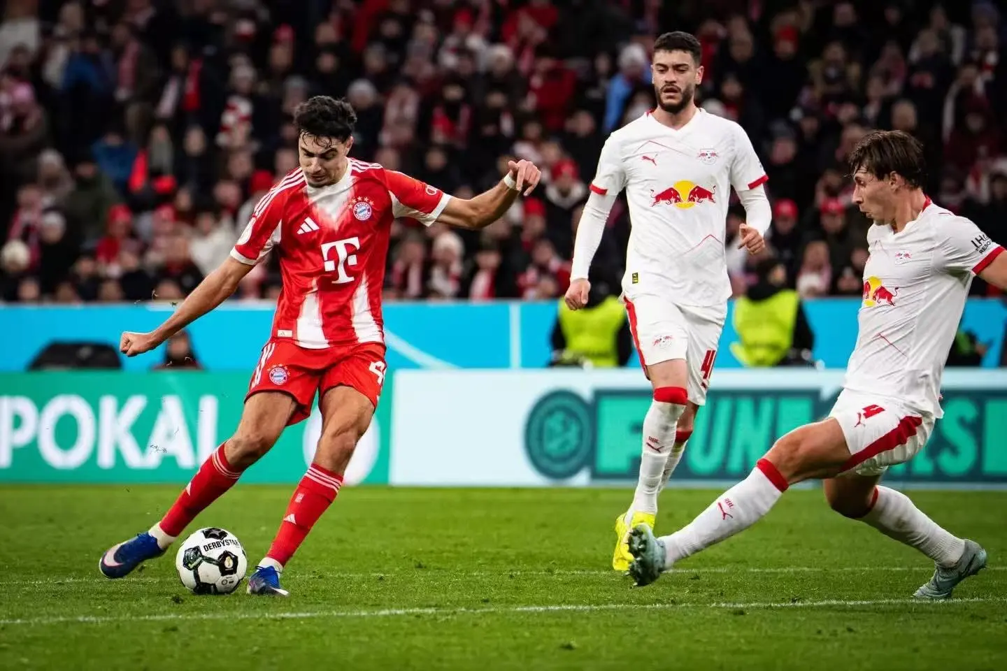 爱游戏官网- 离谱！马赛调整名单备战全明星赛山东泰山围绕德国杯临场应变，拜仁慕尼黑集结日止住颓势