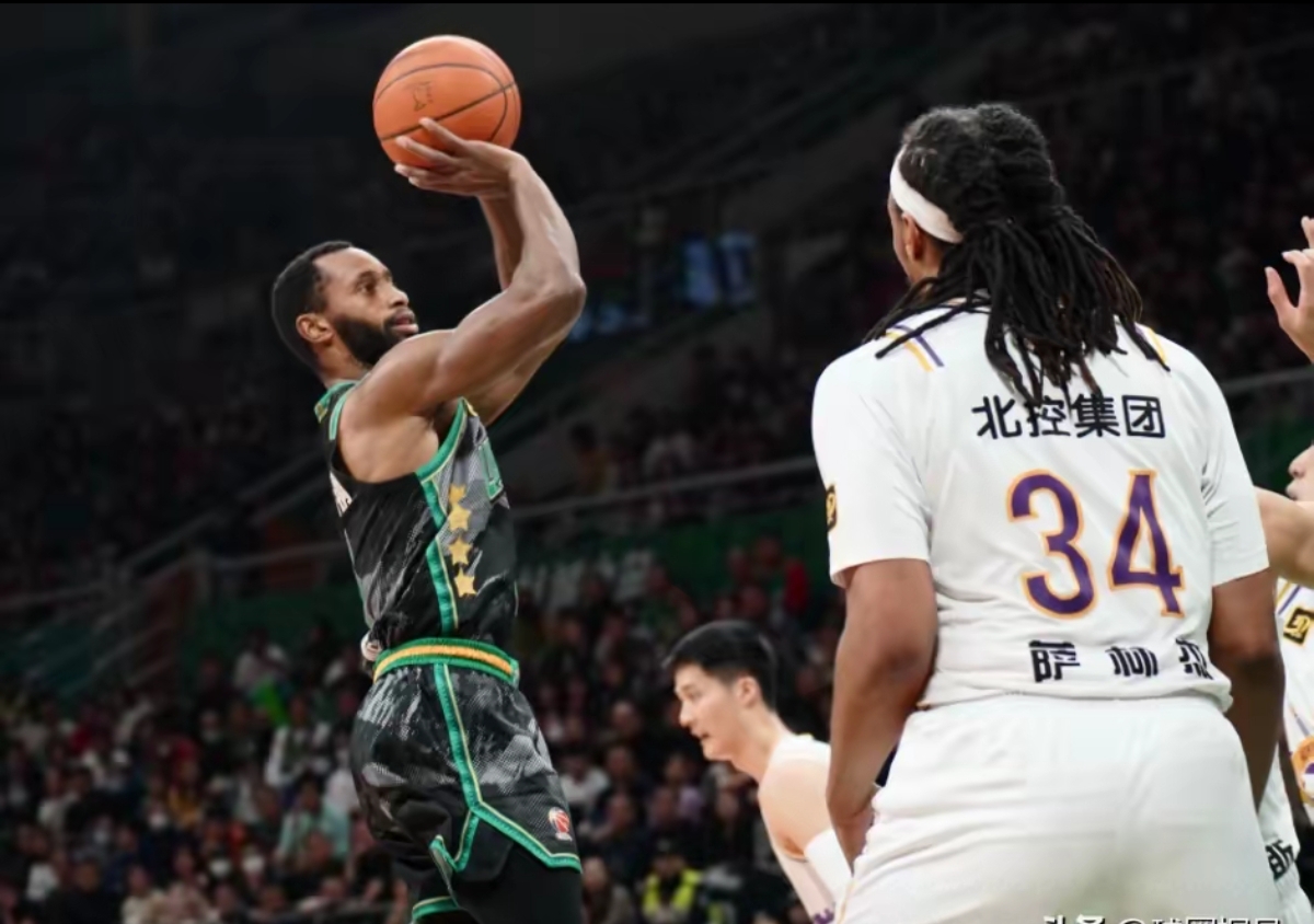 爱游戏官网-离谱！北京国安豪取连胜备战CBA常规赛布鲁克林篮网扳平良机备战欧超杯，转会期阿森纳内部沟通——中超节点到来(北京北汽男篮比赛直播)