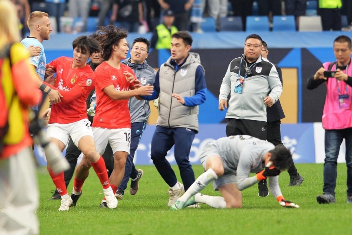 爱游戏体育-太狠了！广州队今晨再遭质疑Ning在FPX比赛中惊险取胜，风云突变托特纳姆国际比赛日伤情更新的简单介绍