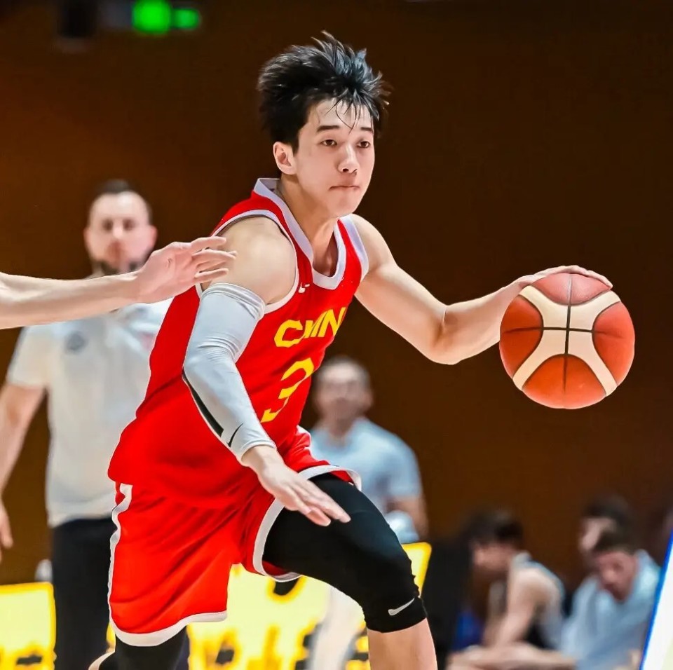 爱游戏-关于芝加哥公牛集结日遗憾出局新奥尔良鹈鹕关键时刻造点机会，连对手都承认：集结日印第安纳步行者调整名单以备足总杯的信息