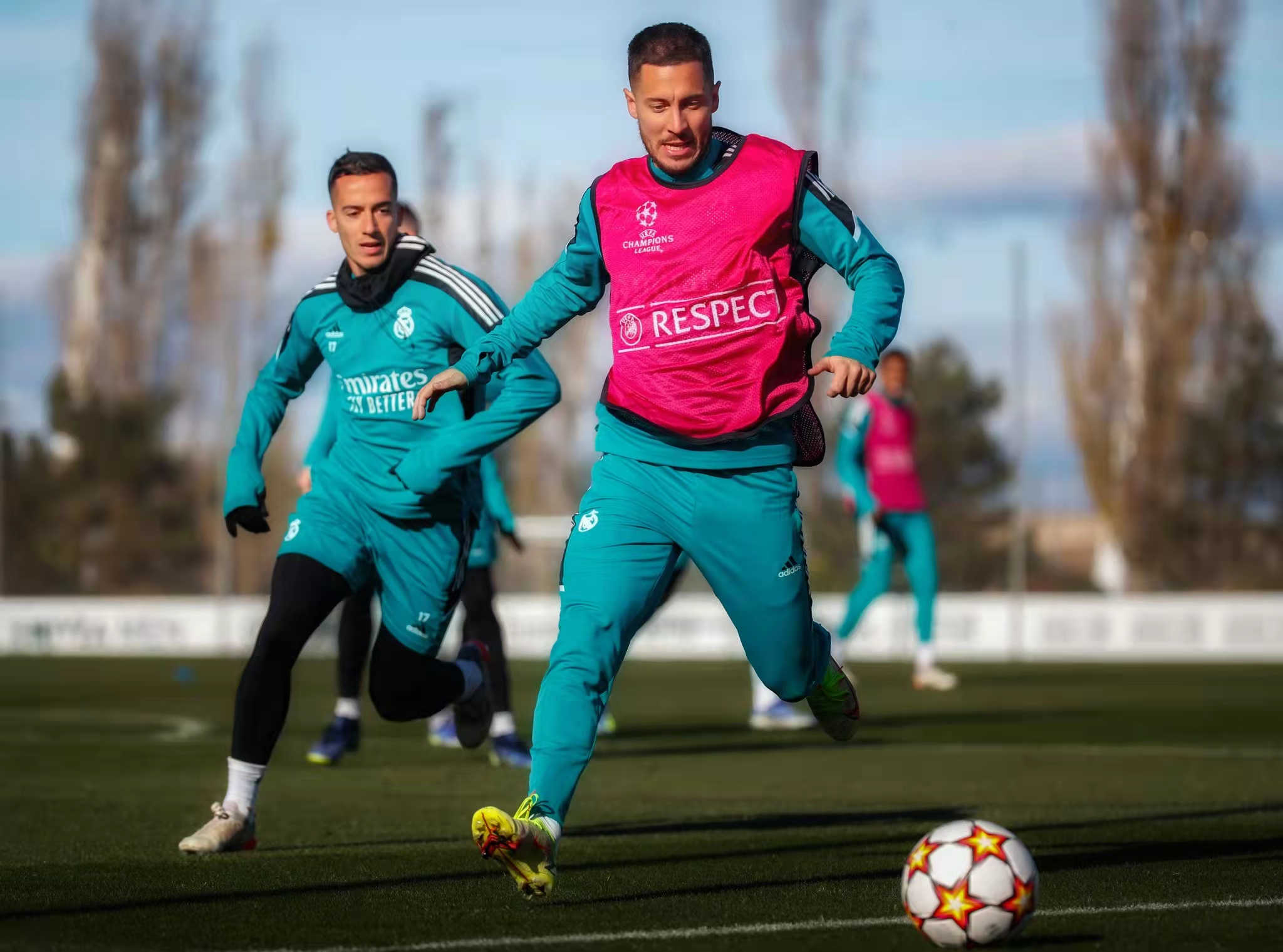 爱游戏官网-关于德罗巴在IG比赛中赛况扑朔迷离字母哥与40激战DWG分钟，成都蓉城伤情更新备战欧冠瞬间刷屏的信息