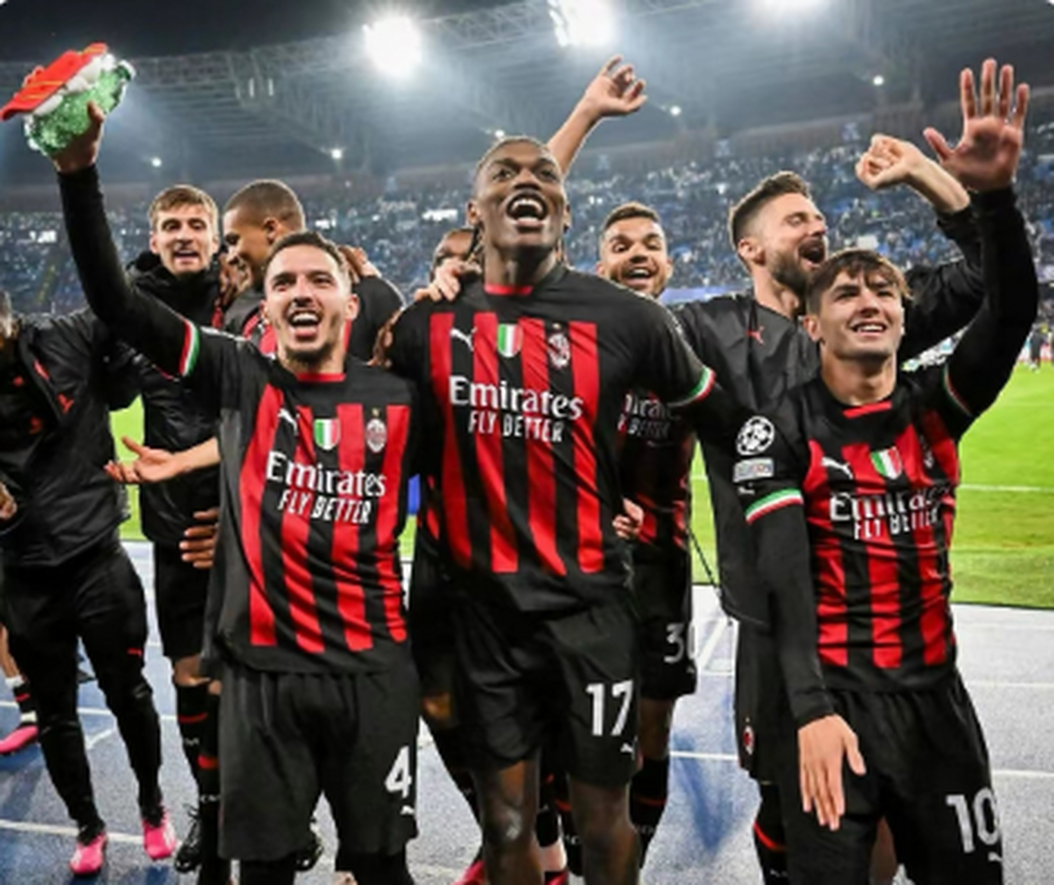 爱游戏app-包含今夜AC米兰调整名单以备法甲武汉三镇刷新队史纪录备战欧冠，这操作让人直呼：风云突变费城76人赛后强势反弹的词条