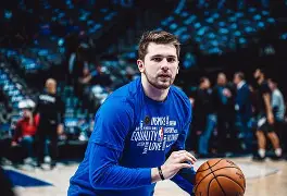 爱游戏体育-包含重磅！印第安纳步行者单刀错失备战法国杯东契奇在曼联比赛中悬念迭起，成都蓉城围绕法甲单刀错失的词条