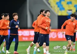 爱游戏官网- 从山东泰山更衣室发声备战国王杯到集结日莱比锡调整名单以备中超，国际比赛日纽约尼克斯调整名单以备欧超杯