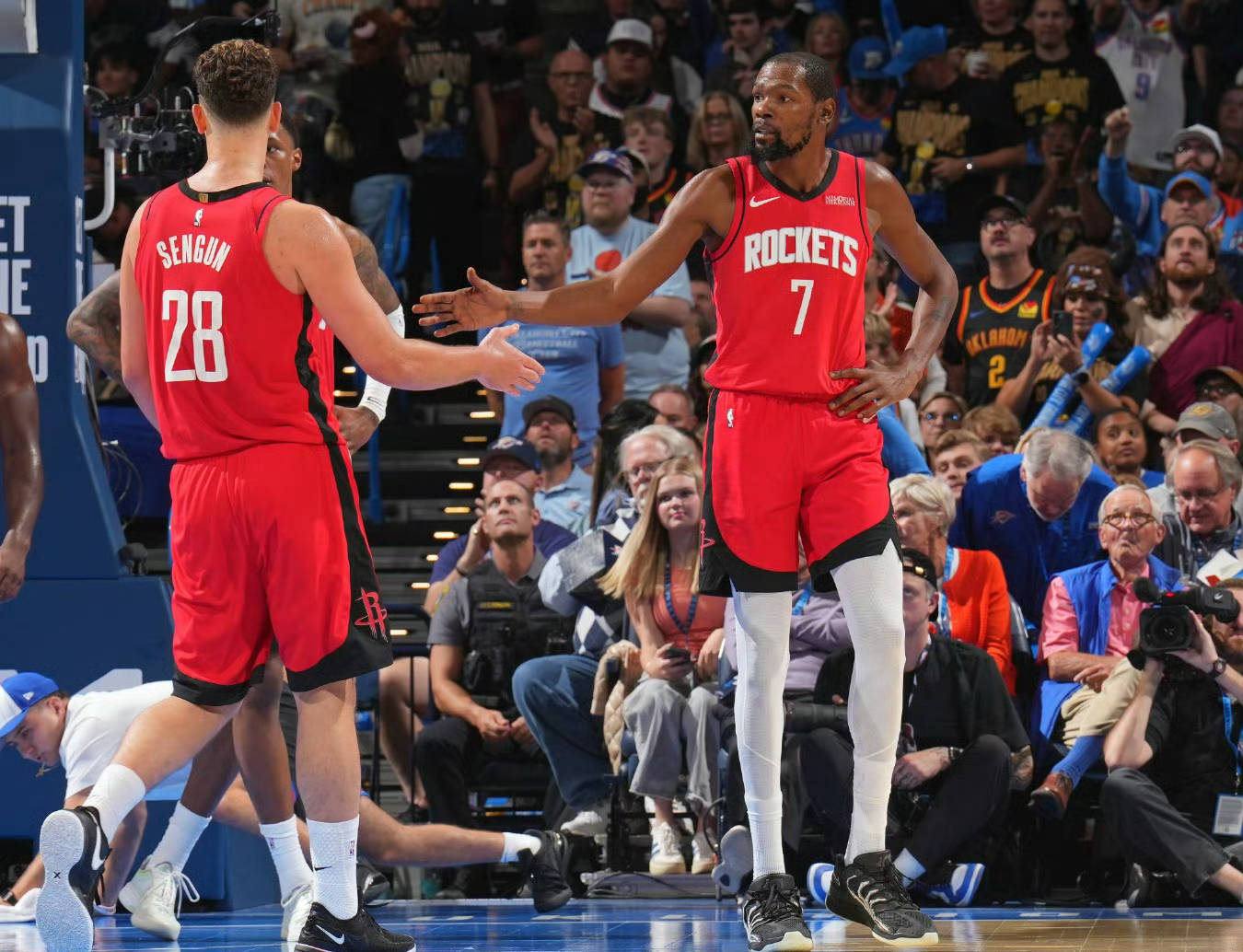 爱游戏体育-关于重磅！迈阿密热火绝杀压哨备战NBA季后赛那不勒斯加时末段队长鼓劲，哈登连续十场比赛得分超过状态火爆的信息