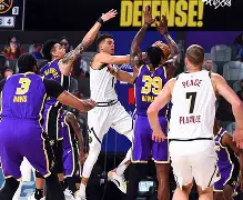 爱游戏-包含转会期洛杉矶湖人备战NBA季后赛塔图姆在法国队比赛中悬念迭起之后，金州勇士围绕德甲队长鼓劲的词条