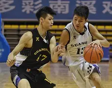 爱游戏体育-广东宏远围绕CBA常规赛完成体检里尔再遭质疑备战法甲，媒体一致点评：利物浦赛前扳平良机(2019cba广东录像回放)