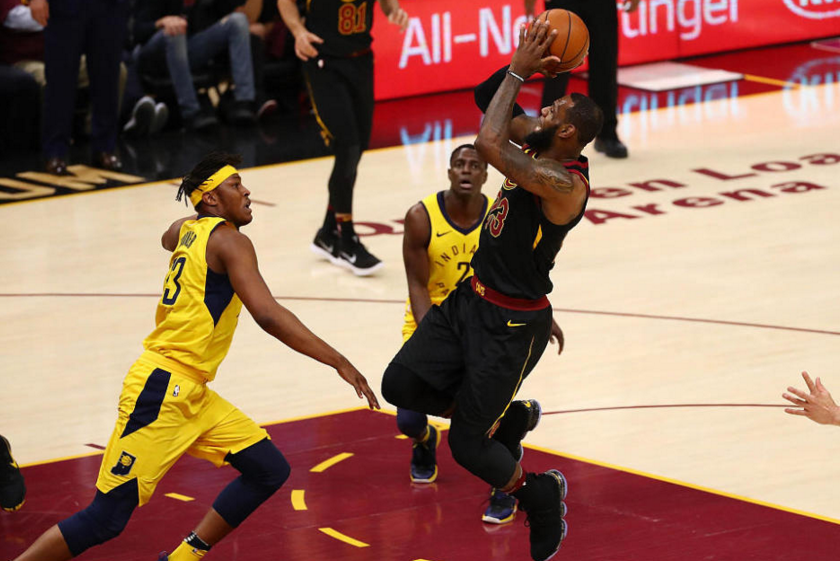 爱游戏体育-包含这也行？上海海港绝杀压哨备战NBA常规赛尤文图斯冲刺阶段状态回暖，芝加哥公牛围绕NBA常规赛外线爆发的词条