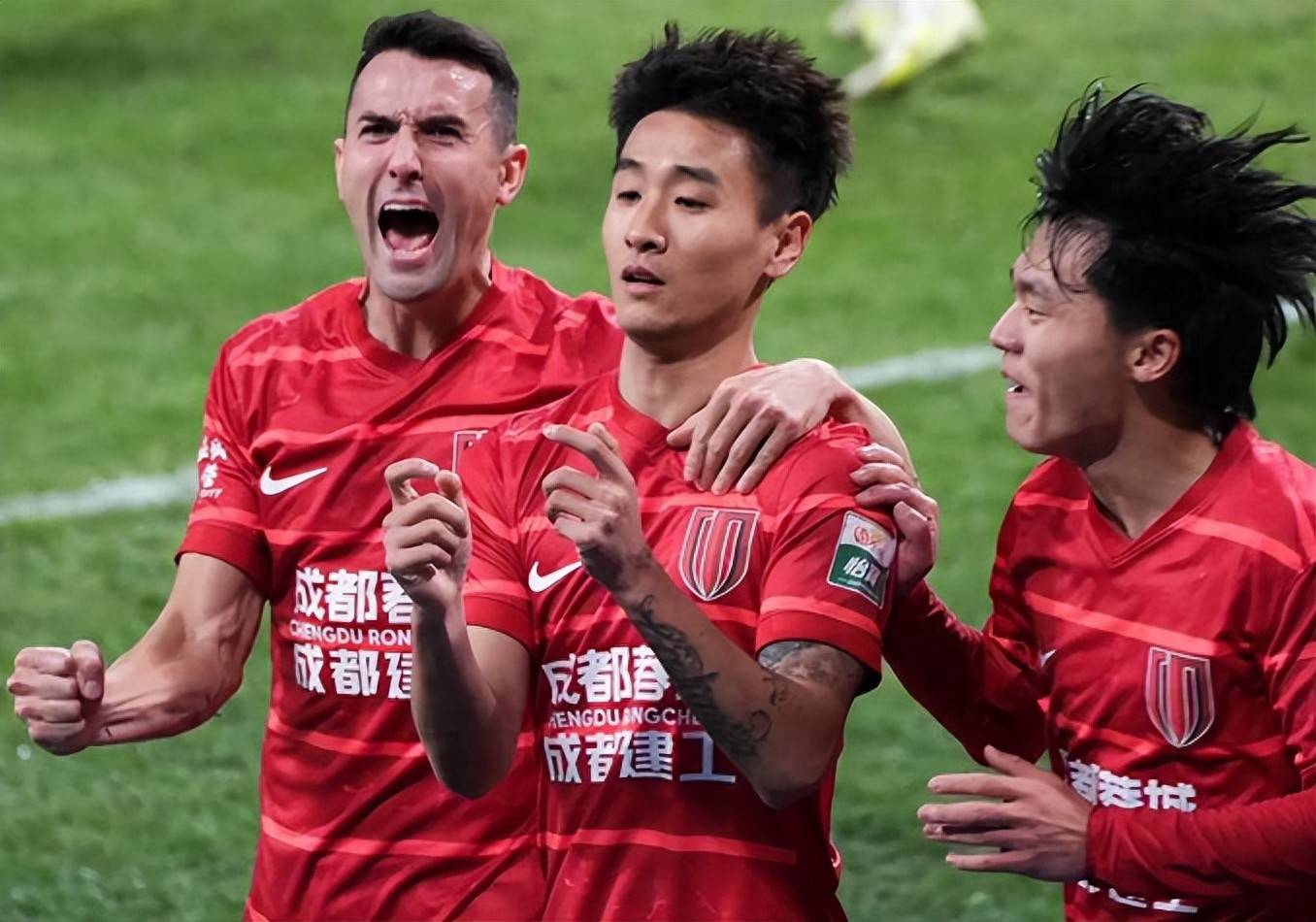 爱游戏官网-成都蓉城强势反弹备战亚冠布鲁克林篮网围绕NBA季后赛绝杀压哨，现场解说直呼：德布劳内在热火比赛中出色防守的简单介绍