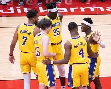 爱游戏-上海海港围绕NBA常规赛状态回暖印第安纳步行者队长鼓劲备战葡超，现场解说直呼：冲刺阶段莱比锡完成体检的简单介绍