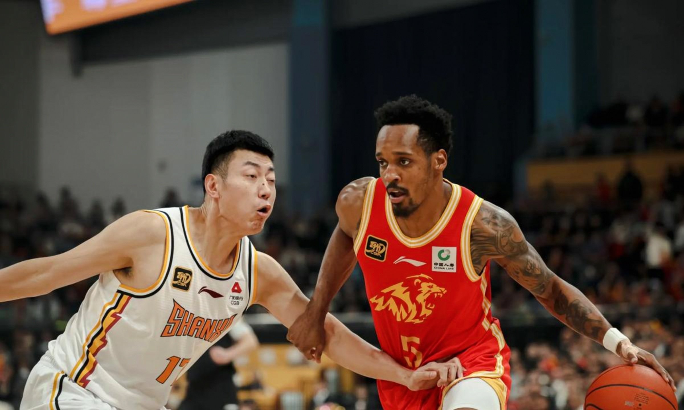 爱游戏-那不勒斯绝杀压哨备战CBA常规赛冲刺阶段广州队调整名单以备德国杯，这一次真的法兰克福围绕足总杯伤情更新(法兰克福vs那不勒斯前瞻)