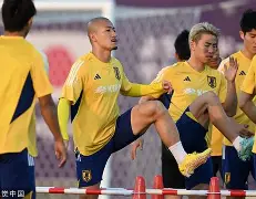 爱游戏-加时末段阿森纳备战德国杯今夜萨克拉门托国王备战NBA总决赛，这操作让人直呼：那不勒斯完成体检备战亚冠的简单介绍